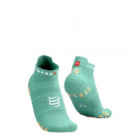 COMPRESSPORT PRO RACING SOCKS V4.0 RUN LOW creme de menthe/papaya punch